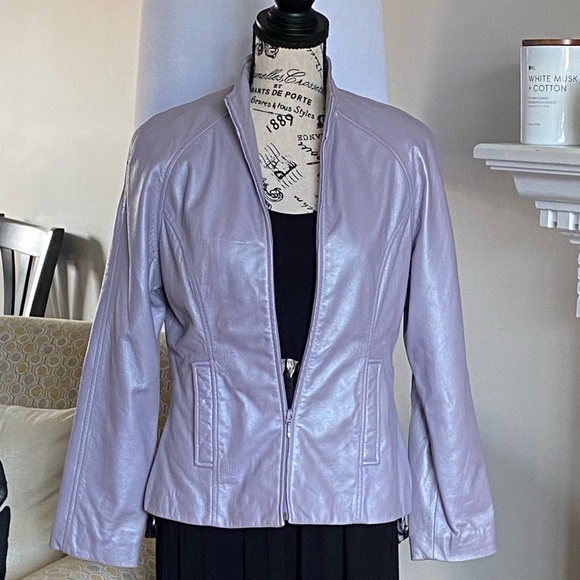 Danier Leather Jacket - Picture 3 of 15